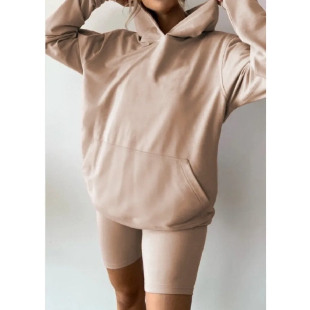 NEW Cream Long Sleeves & Shorts His Hoodie Set
